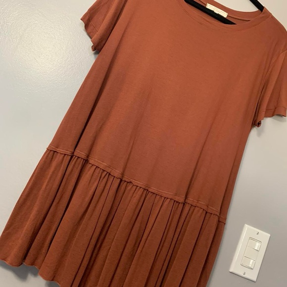 Urban Outfitters T Shirt - Picture 2 of 4